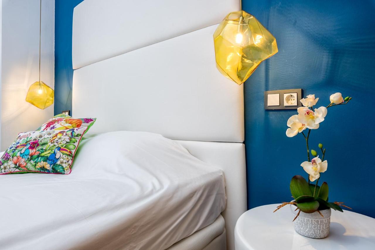 Apartmán Atico Con Terraza Ac 1Hab En El Centro Y Piscina Comunitaria Màlaga Exteriér fotografie