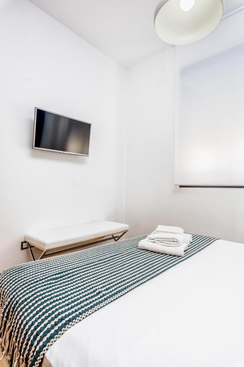 Apartmán Atico Con Terraza Ac 1Hab En El Centro Y Piscina Comunitaria Màlaga Exteriér fotografie