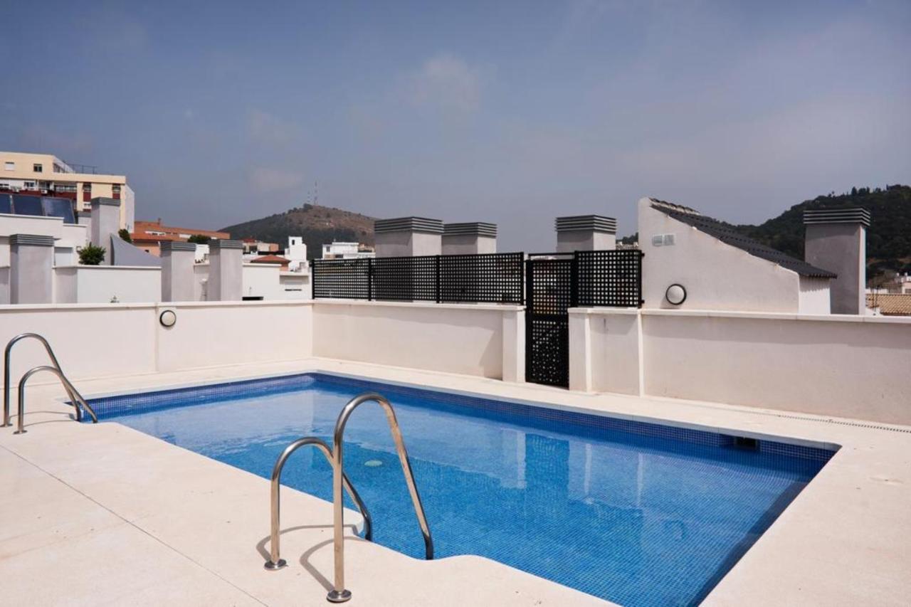 Apartmán Atico Con Terraza Ac 1Hab En El Centro Y Piscina Comunitaria Màlaga Exteriér fotografie